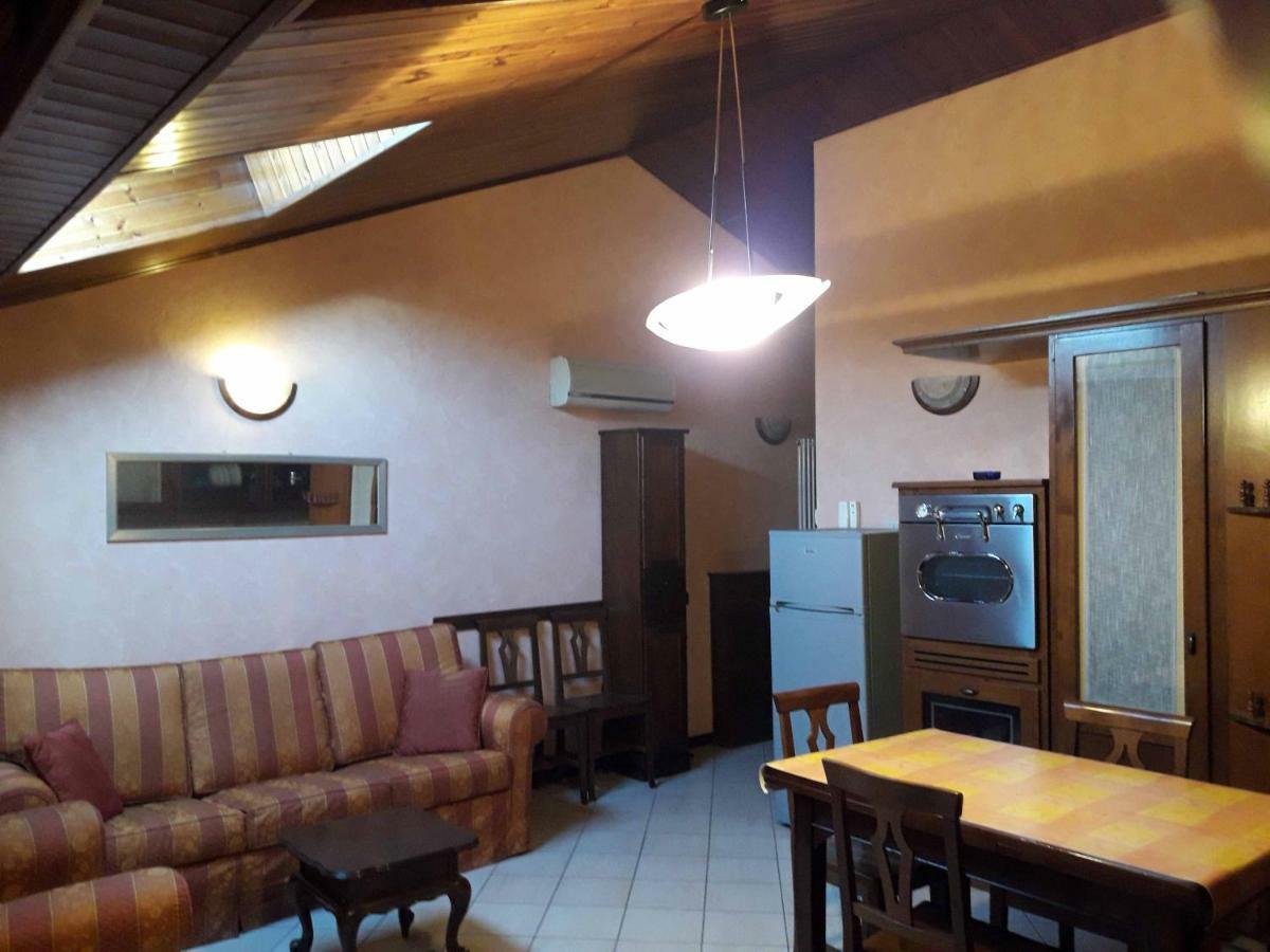 Appartamento In Piazza Umberto I A Poviglio Poviglio  Zewnętrze zdjęcie