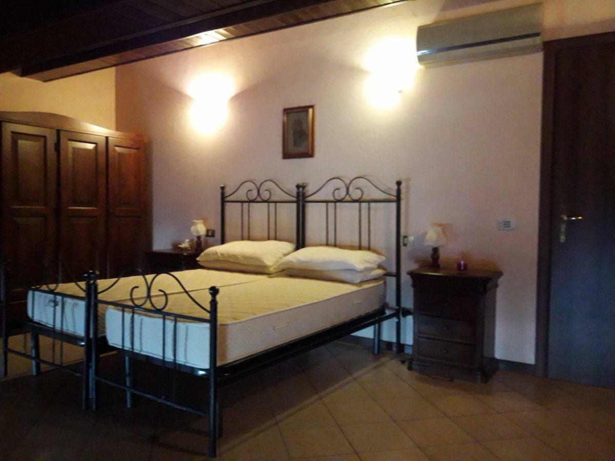 Appartamento In Piazza Umberto I A Poviglio Poviglio  Zewnętrze zdjęcie